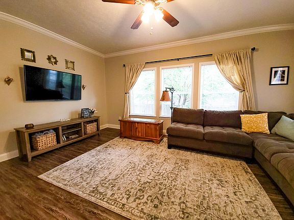 Lots of room to rest, relax, and be together