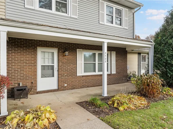 2508 Barth Dr #46, Uniontown, OH 44685