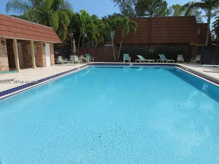 1460 Augusta Cir #134 — Photo 29