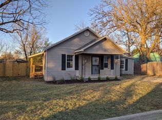 220 E Velma Ave, Springdale, AR 72764