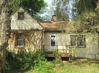 12233 Woodiebrook Rd, Chardon, OH 44024