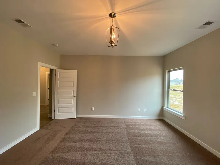 65 Red Oak Ct — Photo 23