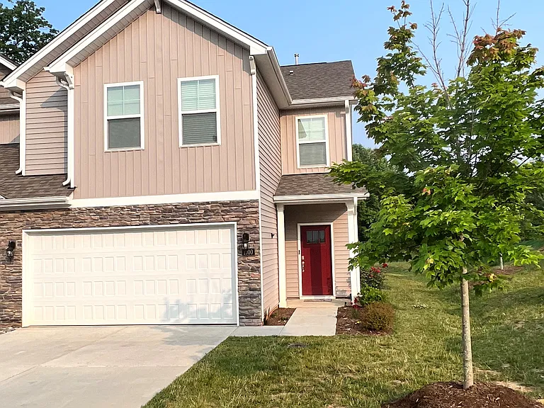 1000 Henson Park Dr — Photo 1
