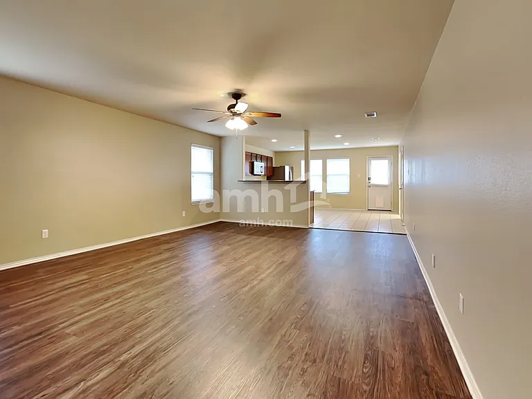 10305 Fossil Valley Dr — Photo 6