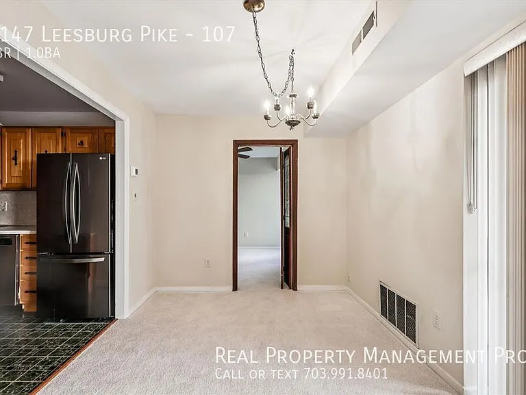 6147 Leesburg Pike #107 — Photo 2