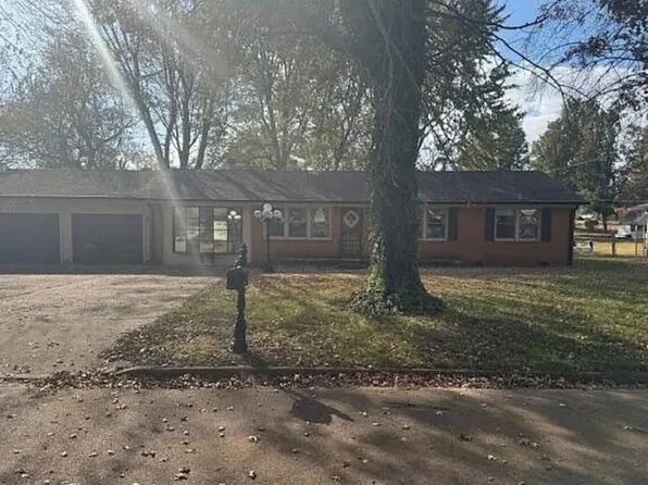 3305 Cottonwood Dr, Union City, TN 38261