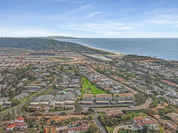 640 W Solana Cir W #18, Solana Beach, CA 92075