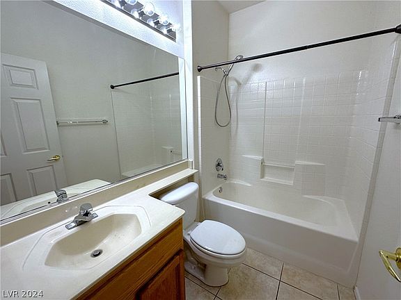 5th image of 2541 Woodson Ave