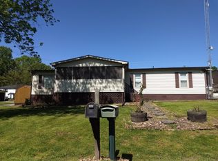 105 Center St, Normandy, TN 37360