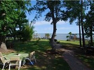 1818 Nogalus Dr, Crosby, TX 77532