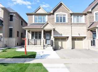 71 Villadowns Trl, Brampton, ON L6R3Y8