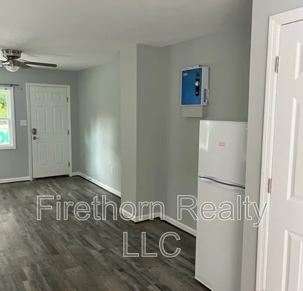 2554 Mount Auburn St #B — Photo 2