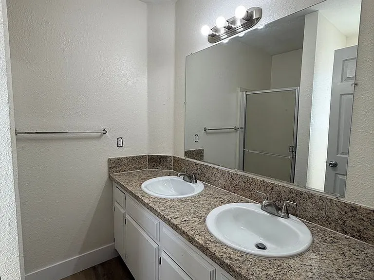 Fairfax Rd 5701 — Photo 26