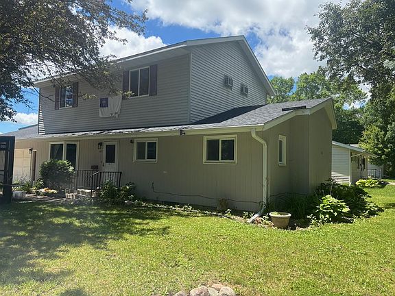 2nd image of 1421 Vista Ln SW