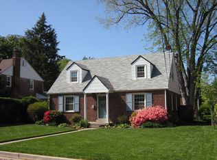 121 Normandy Dr, Silver Spring, MD 20901