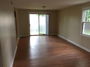 2916 Pawtucket Ave #1R, Riverside, RI 02915