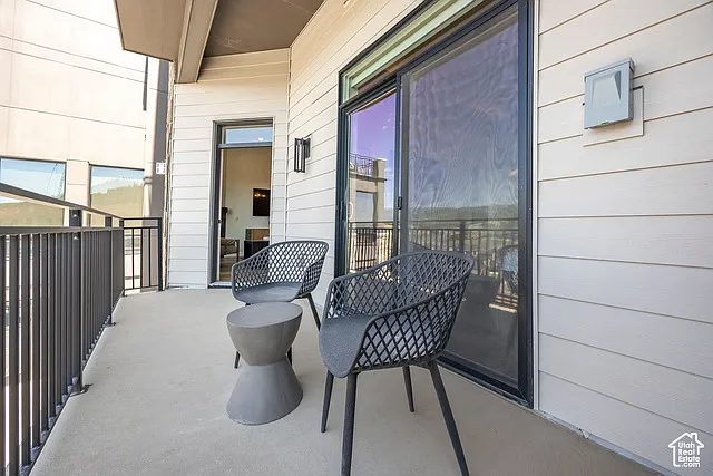 909 W Peace Tree Trl #413 — Photo 18