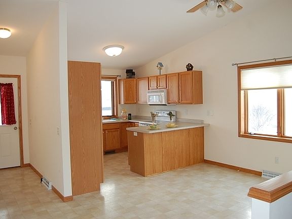 4th image of 5810 E Open Meadow