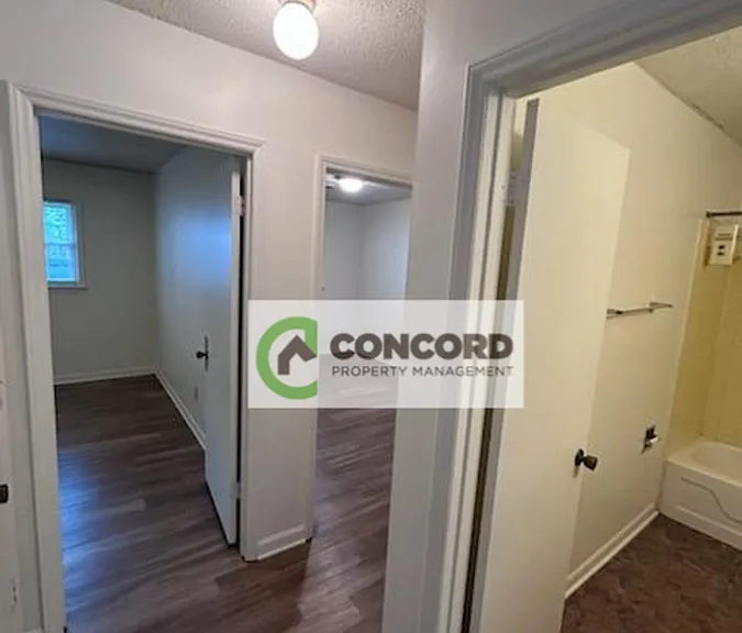620 Fairmont St #C — Photo 13