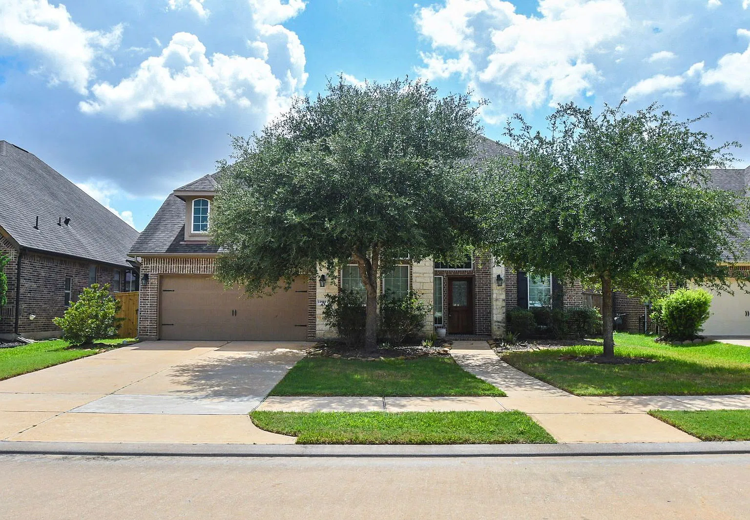 4 bed, 3.5 bath, 3650 sqft, $3,195 — Photo 1