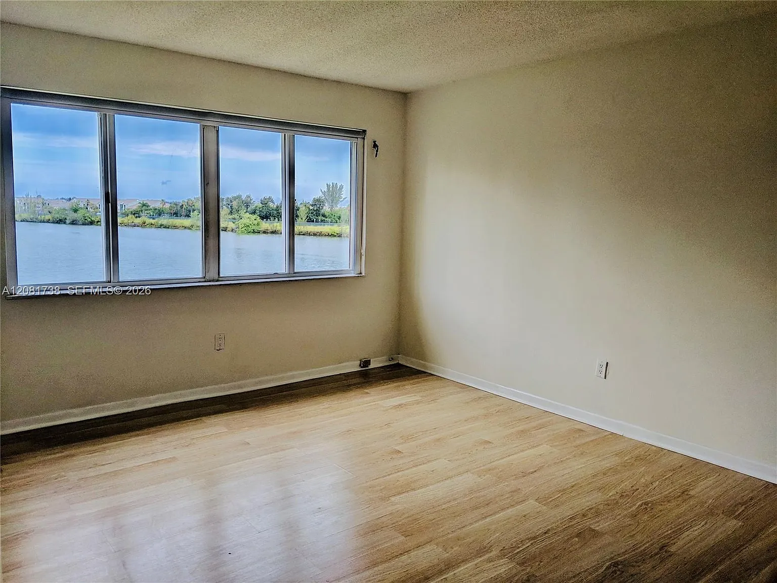 14820 Naranja Lakes Blvd — Photo 1