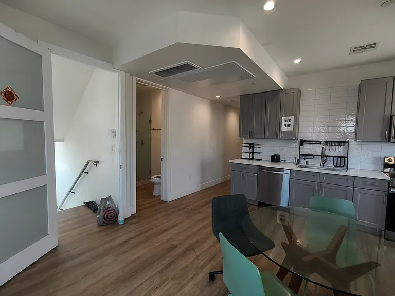 3105 S Normandie Ave #A3 — Photo 3