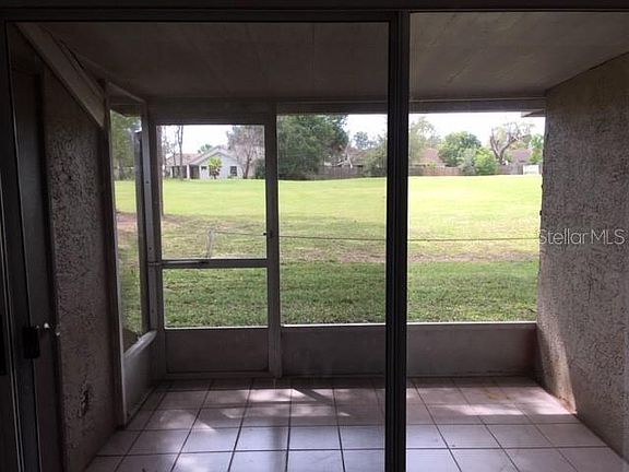 2nd image of 933 Pebble Creek Cir #933
