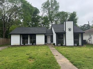 17118 Broken Back Dr, Crosby, TX 77532