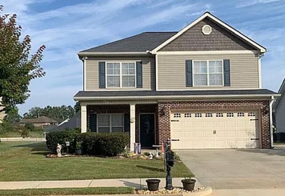 Front View of Home