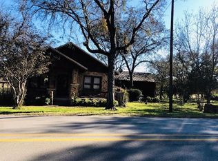 812 NE Barnard St, Glen Rose, TX 76043