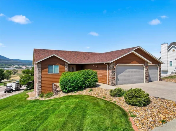 2591 Belair Dr, Sturgis, SD 57785