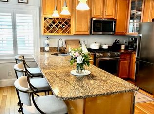 560 E 8th St #2, South Boston, MA 02127