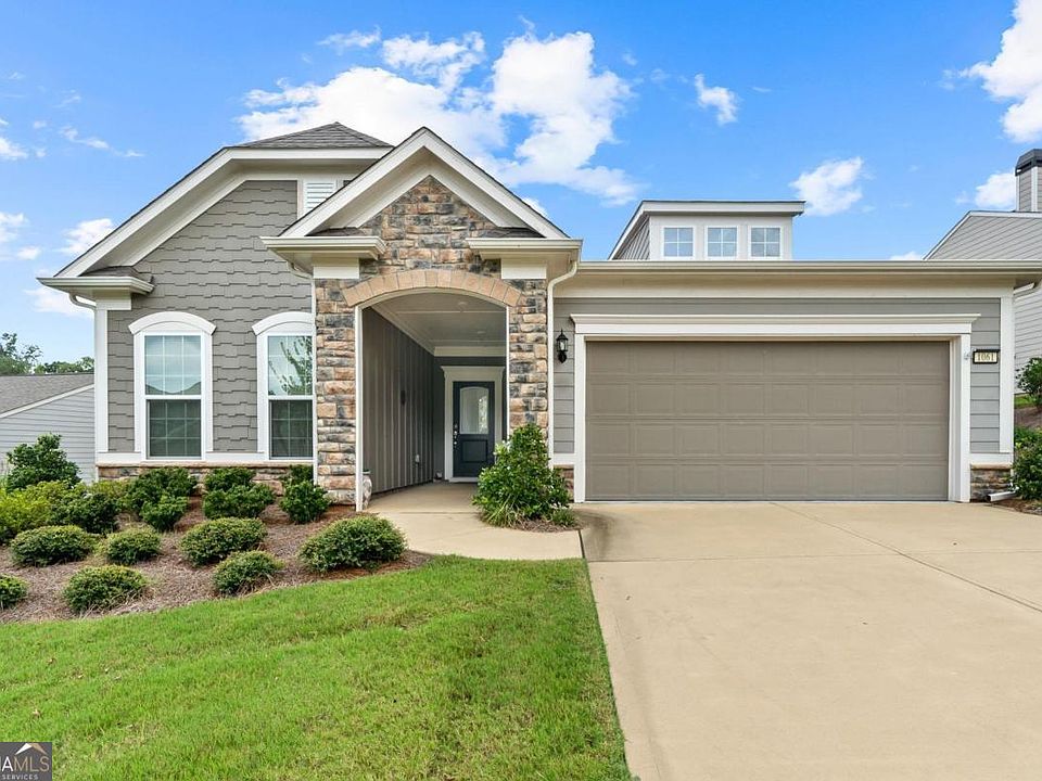 1st image of 1061 Little Shoals Rd