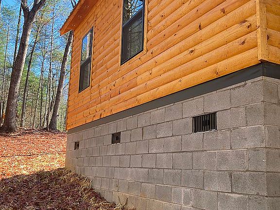 3rd image of 43 Taylor Cove Ln