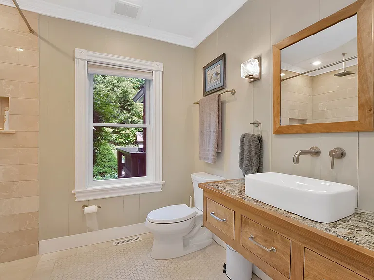 105 Ole Jule Ln — Photo 16