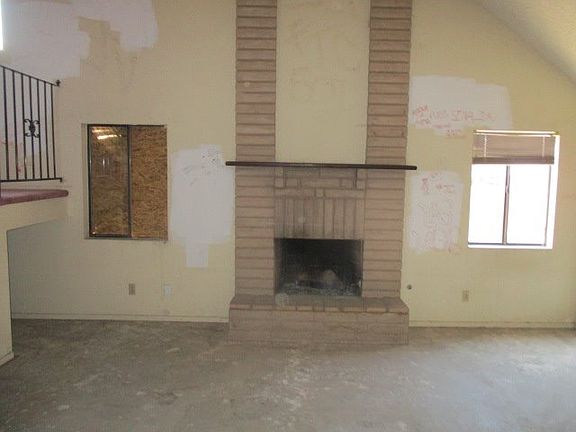 Additional Living Room