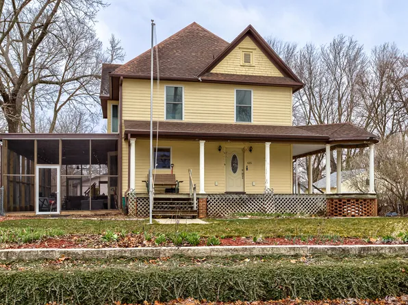 615 13th St, Ames, IA 50010