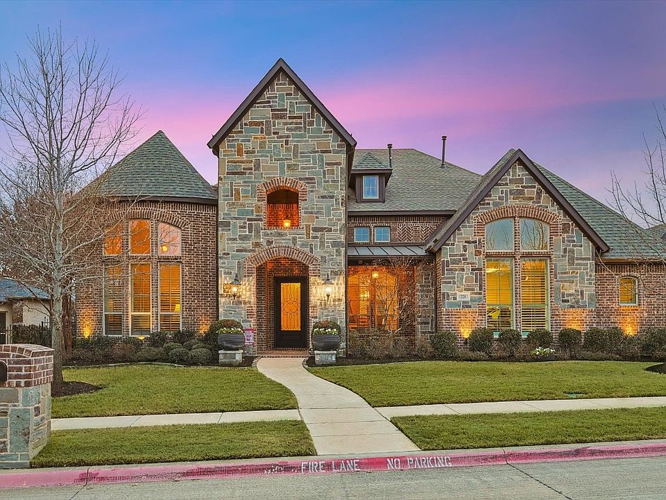 1st image of 228 Marie Cir