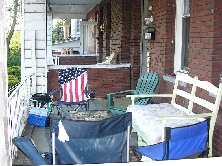 5887 Darlington Rd — Photo 2