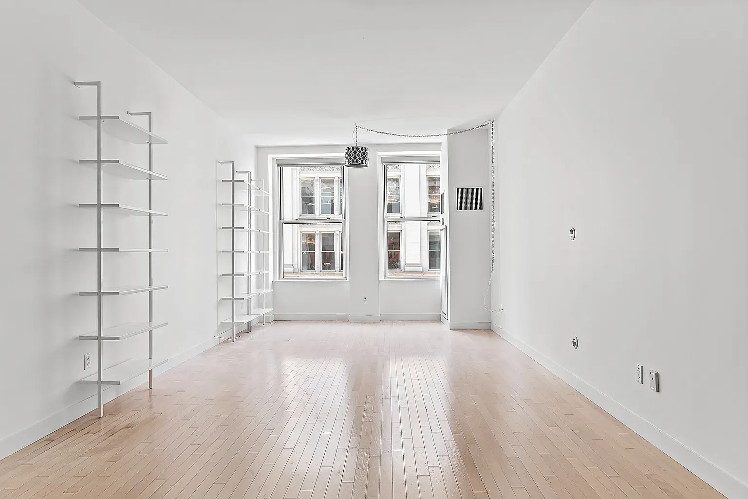 60 West 20th Street — Photo 3