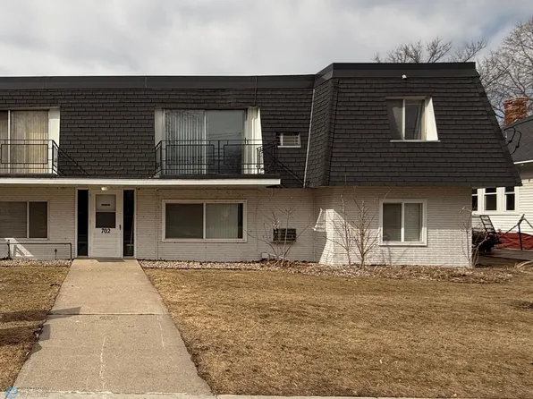 702 Oak St N APT D, Fargo, ND 58102