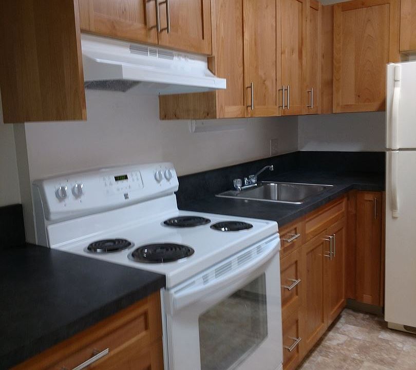 1st image of 1229 SW 126th St #10355350