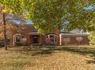 12253 Hillside Dr, Plymouth, MI 48170