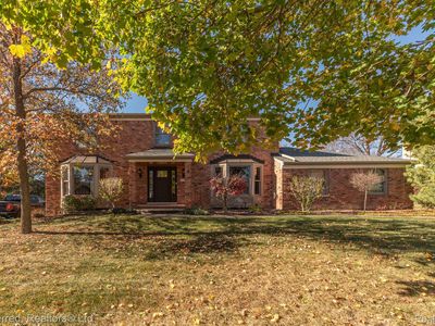12253 Hillside Dr, Plymouth, MI, 48170