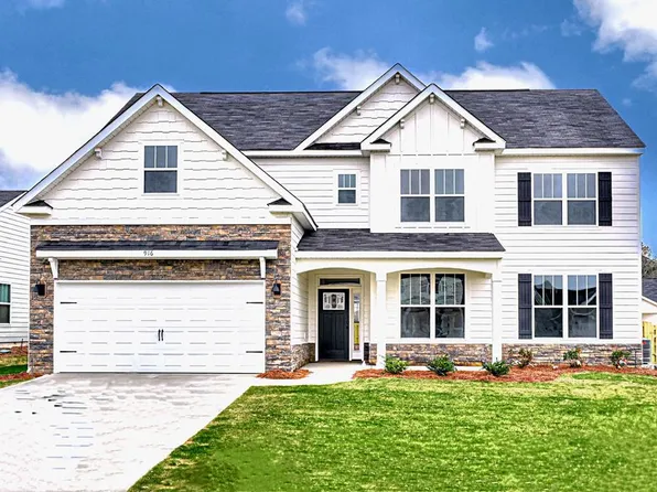 109 Pennington Ln N, Greenwood, SC 29649