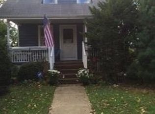 166 Walnut St, Lynbrook, NY 11563