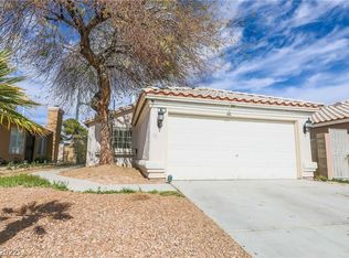 5698 Roundrock Dr, Las Vegas, NV 89142