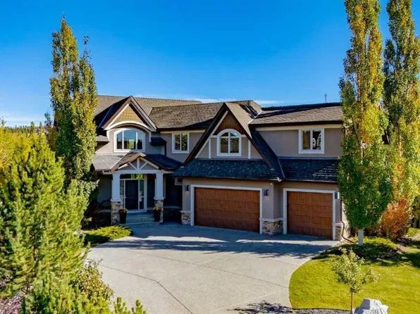 206 SE Waterside Ct, Rocky View County, AB T3L 0C9
