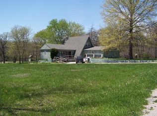 1310 Lake Viking Ter, Gallatin, MO 64640