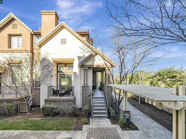 1038 Moonstone Ter, Union City, CA 94587